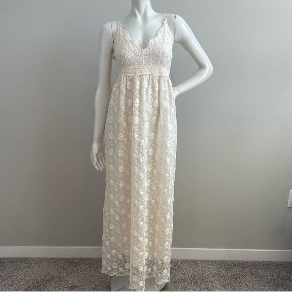 Molly Bracken Dresses & Skirts - MOLLY BRACKEN Cream Lace Mesh Maxi Dress